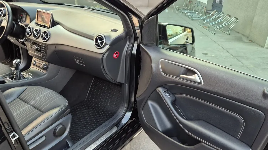 MERCEDES-BENZ B Klasa -