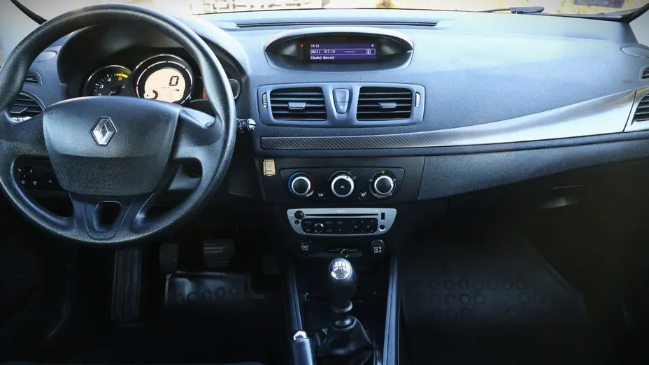 RENAULT Megane -