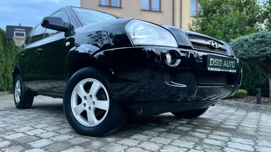 HYUNDAI Tucson -