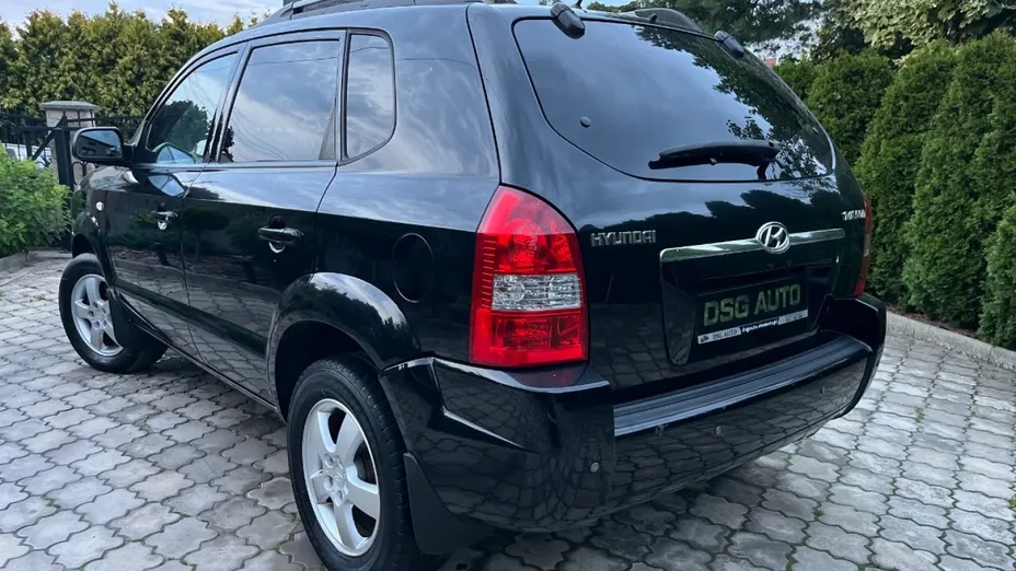 HYUNDAI Tucson -