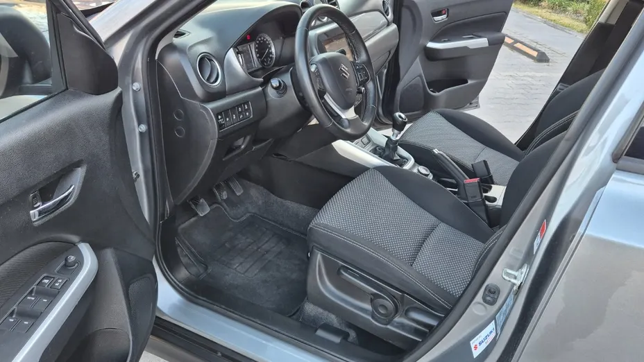 SUZUKI Vitara -