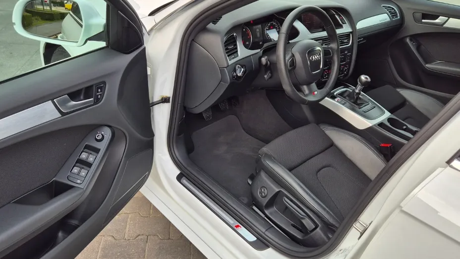 AUDI A4 Avant -