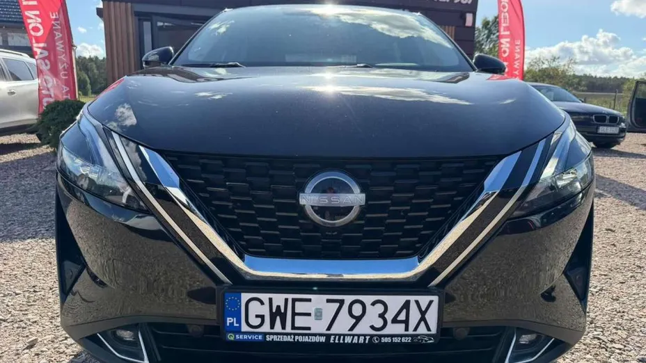 NISSAN Qashqai -