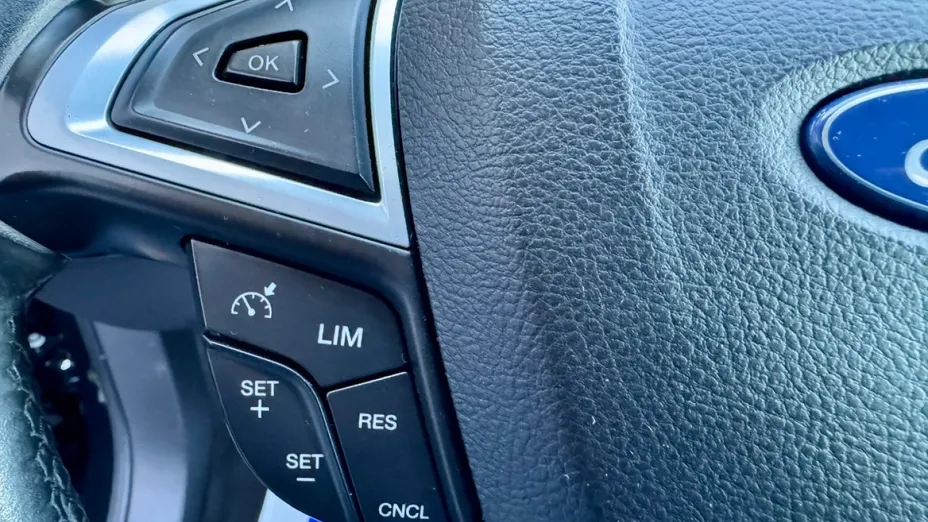 FORD Mondeo -