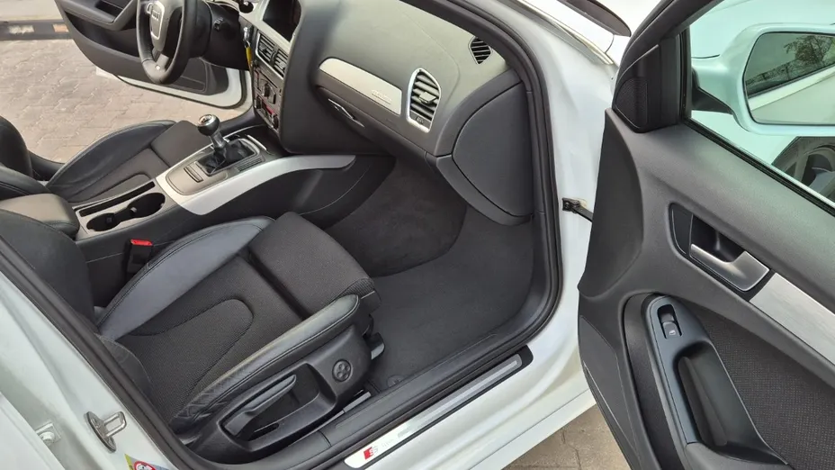 AUDI A4 Avant -