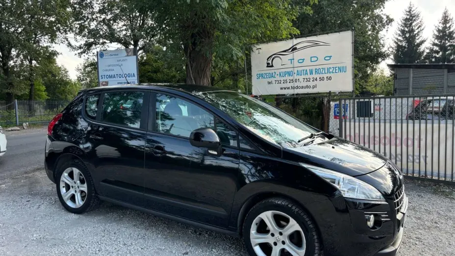 PEUGEOT 3008 -