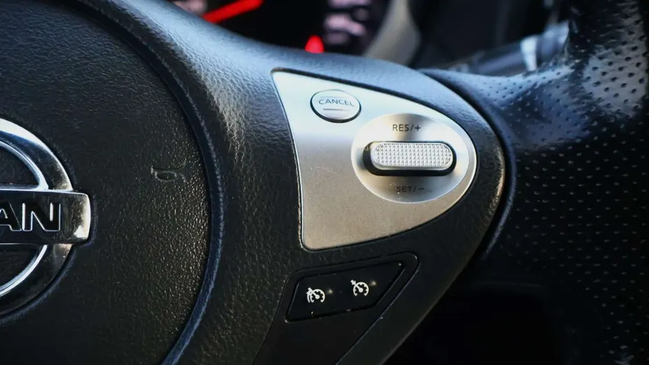 NISSAN Juke -