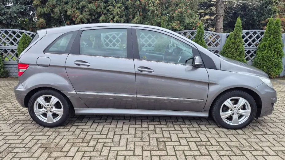 MERCEDES-BENZ B Klasa -