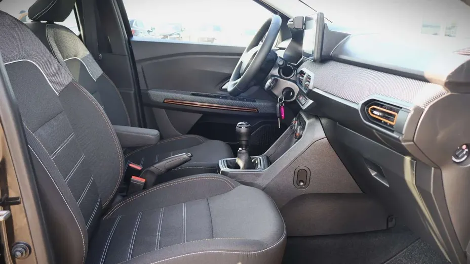 DACIA Sandero -