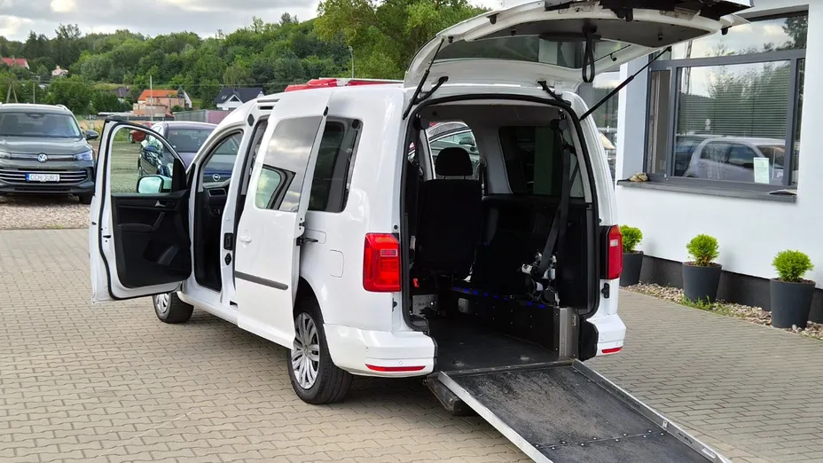 VOLKSWAGEN Caddy -
