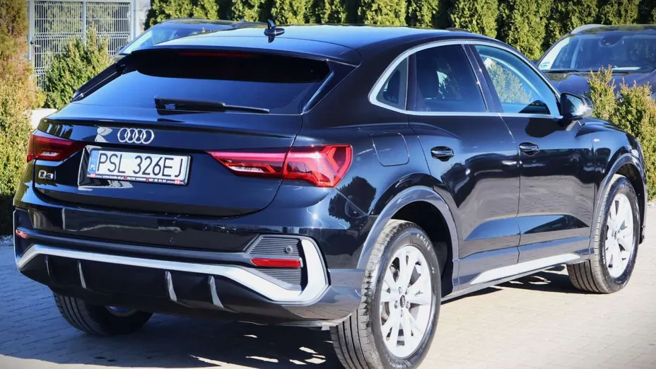 AUDI Q3 Sportback -