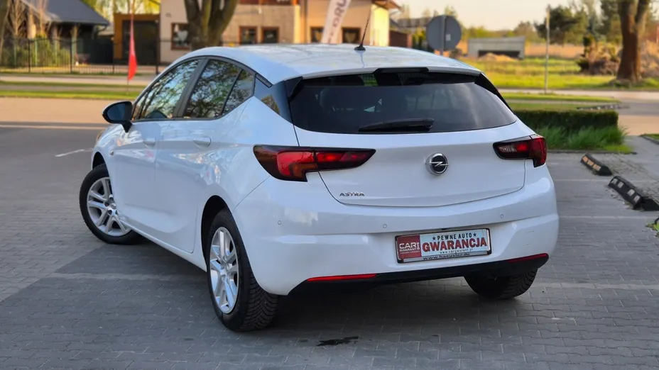 OPEL Astra -
