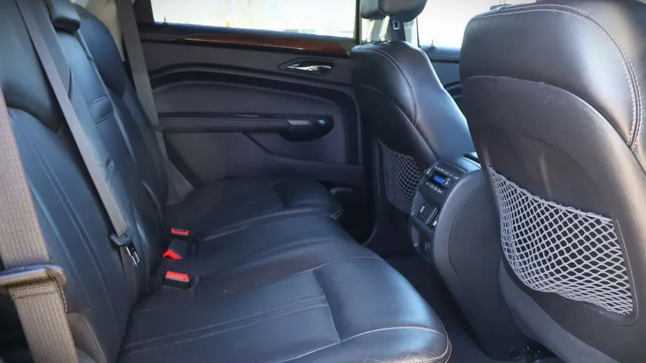 CADILLAC SRX -