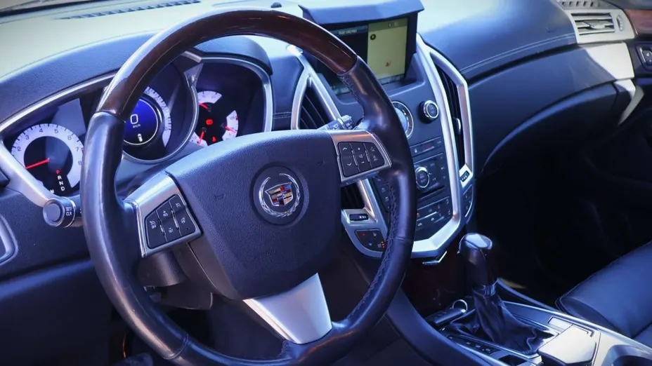 CADILLAC SRX -