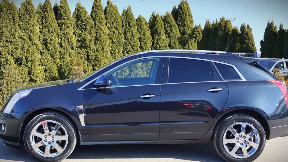CADILLAC SRX -