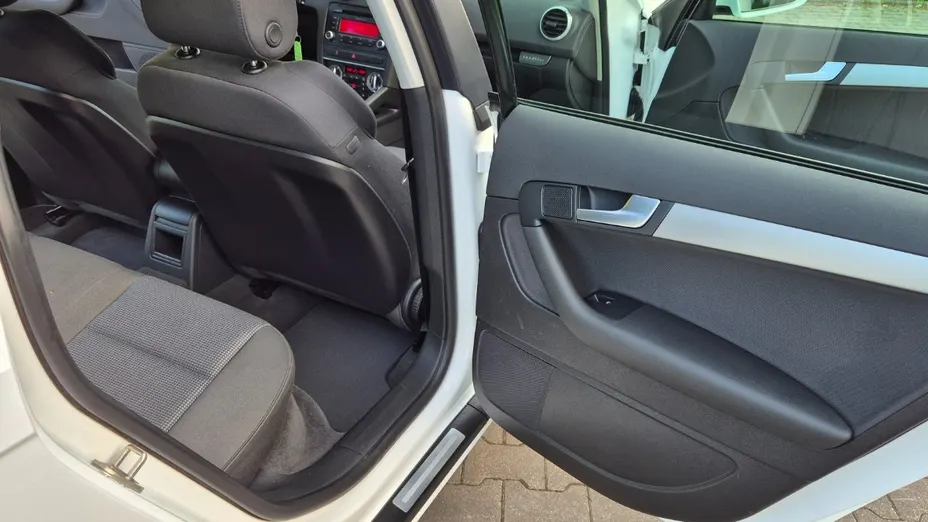 AUDI A3 Sportback -