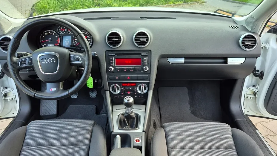 AUDI A3 Sportback -