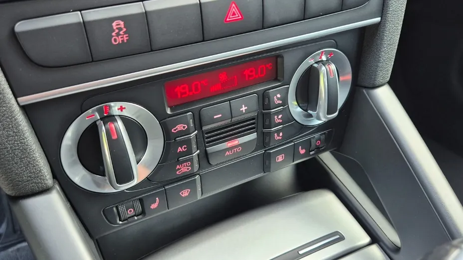 AUDI A3 Sportback -