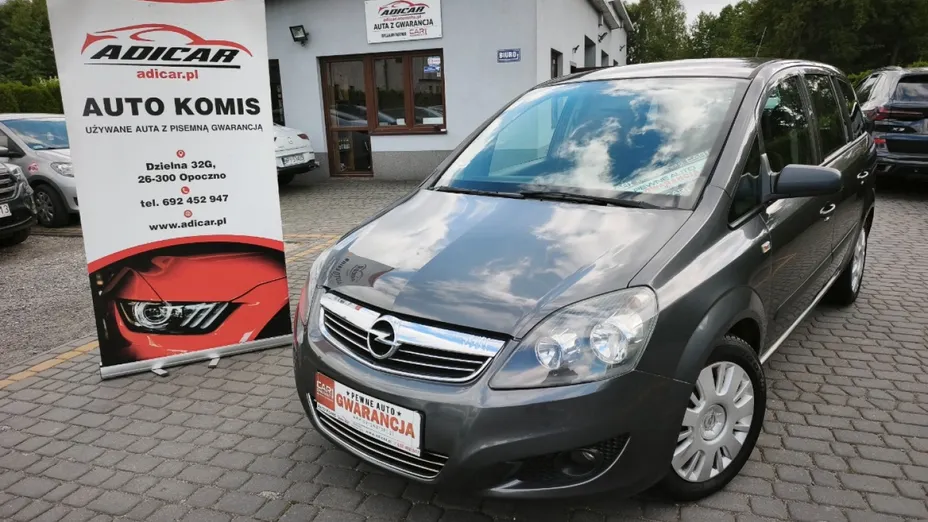 OPEL Zafira -