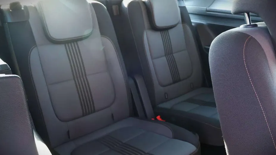 VOLKSWAGEN Sharan -
