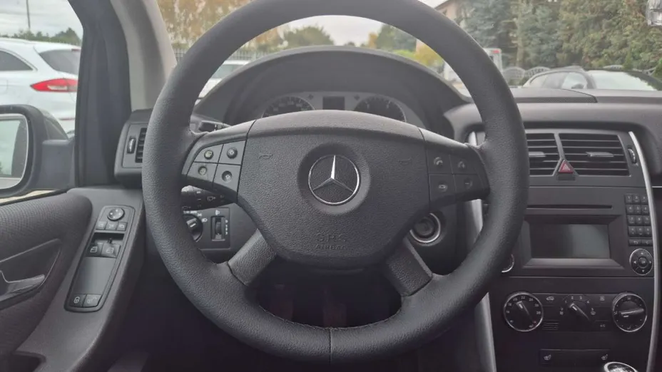 MERCEDES-BENZ B Klasa -