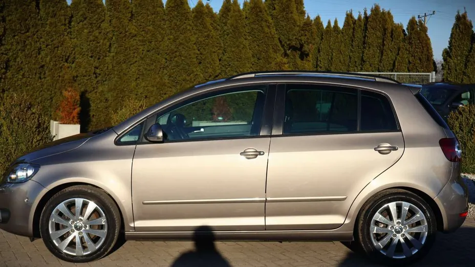 VOLKSWAGEN Golf Plus -