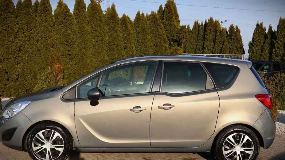 OPEL Meriva -