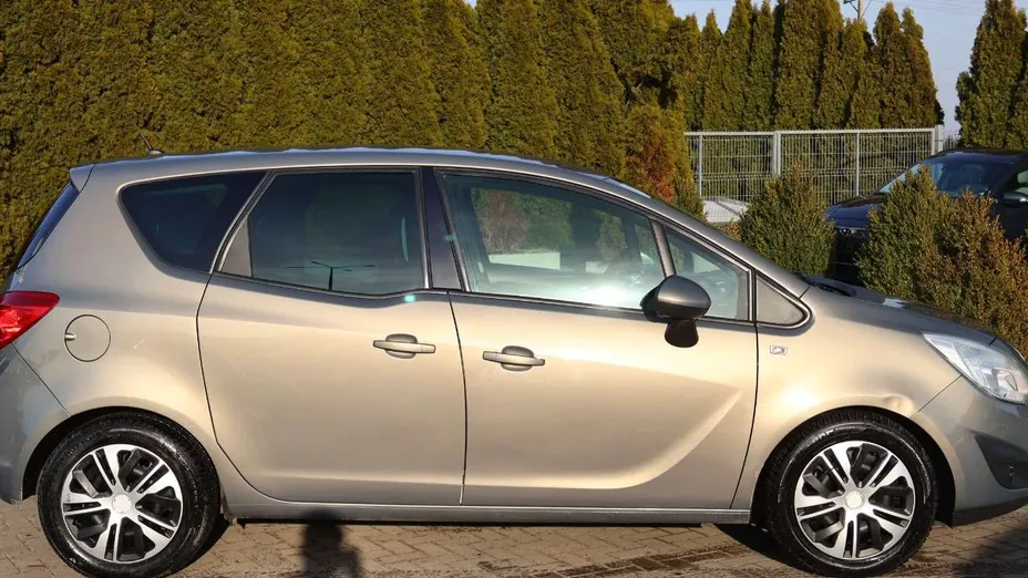 OPEL Meriva -
