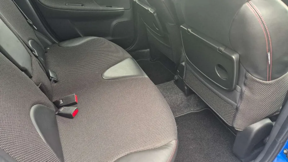 NISSAN Note -