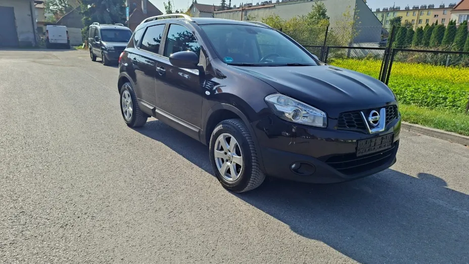 NISSAN Qashqai -