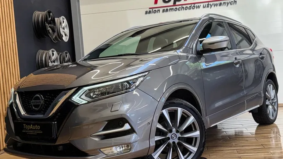 NISSAN Qashqai -