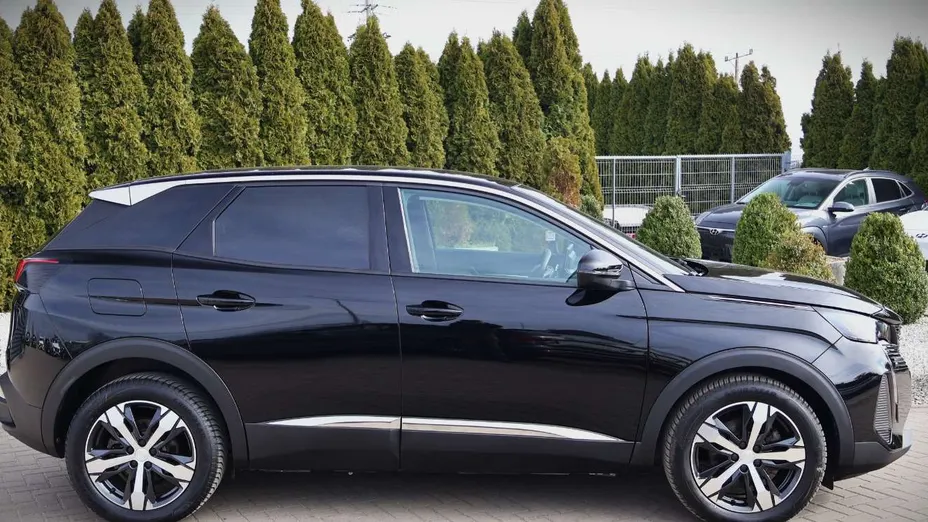 PEUGEOT 3008 -