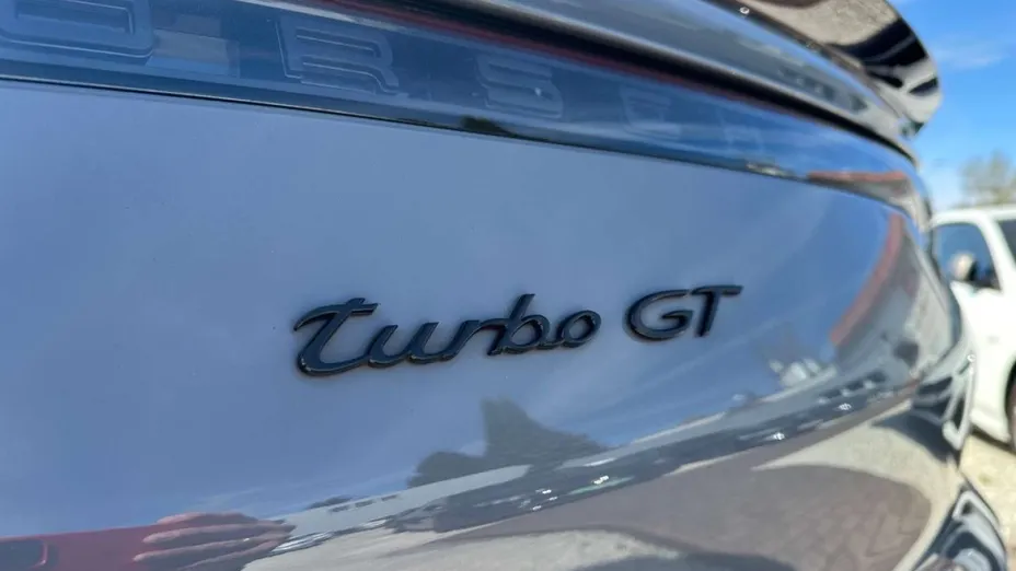 PORSCHE Cayenne -