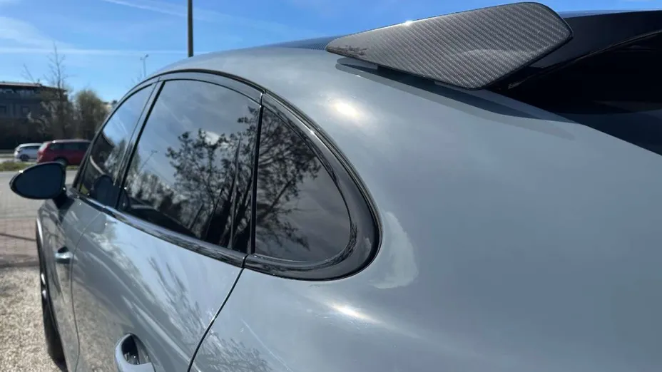 PORSCHE Cayenne -