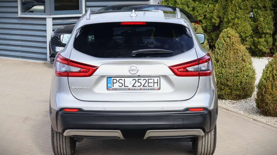 NISSAN Qashqai -