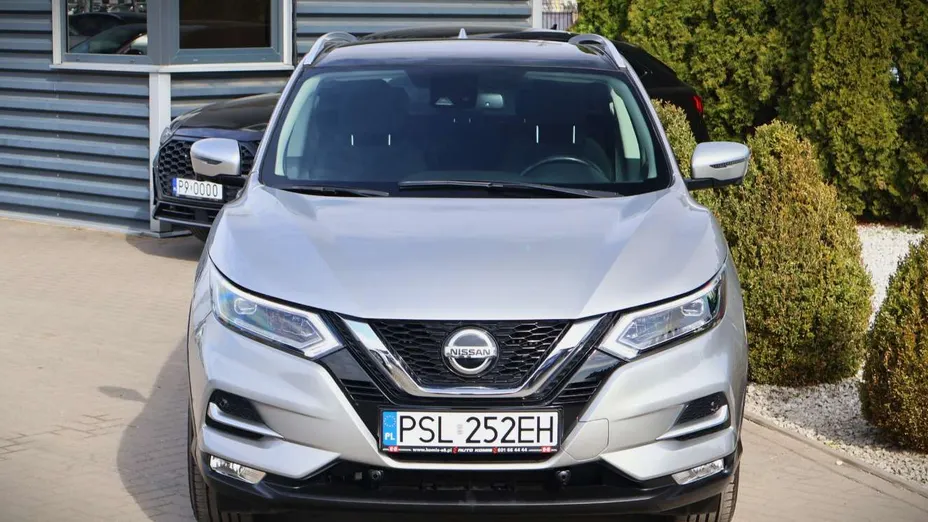 NISSAN Qashqai -