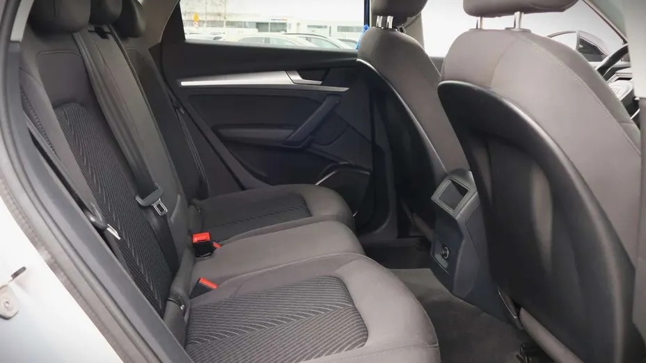 AUDI Q5 -