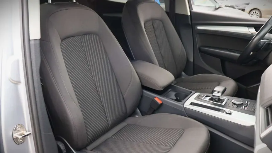 AUDI Q5 -