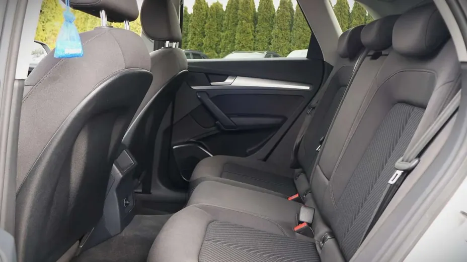 AUDI Q5 -