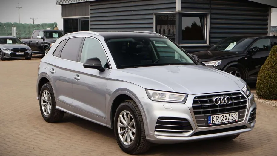 AUDI Q5 -