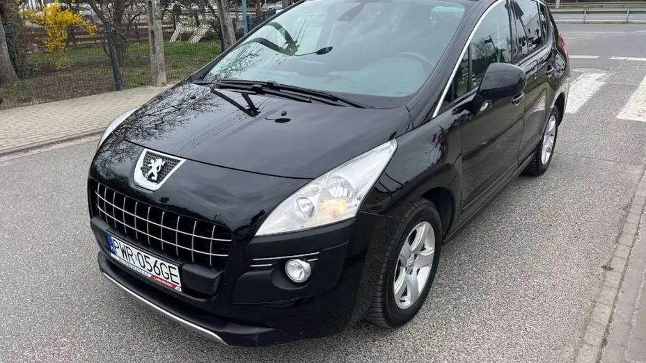 PEUGEOT 3008 -
