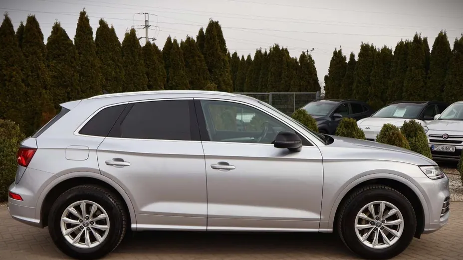 AUDI Q5 -