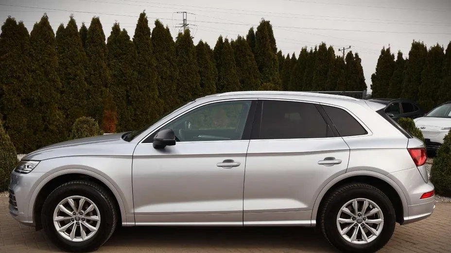 AUDI Q5 -