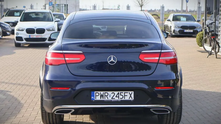 MERCEDES-BENZ GLC -