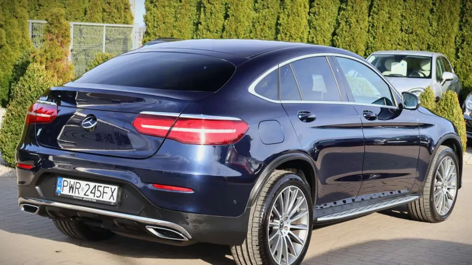 MERCEDES-BENZ GLC -