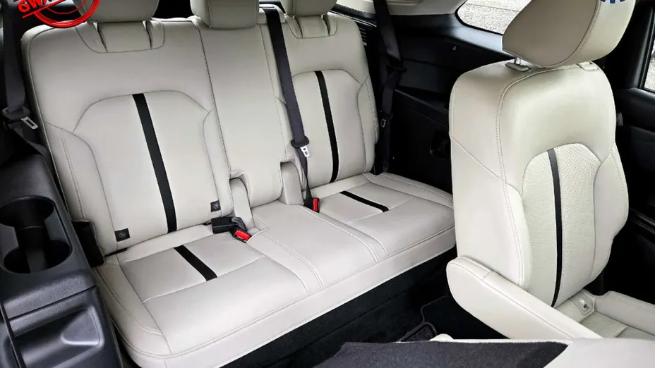 MAZDA CX-90 -