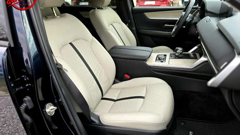MAZDA CX-90 -