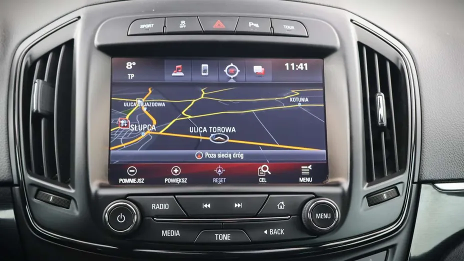OPEL Insignia -