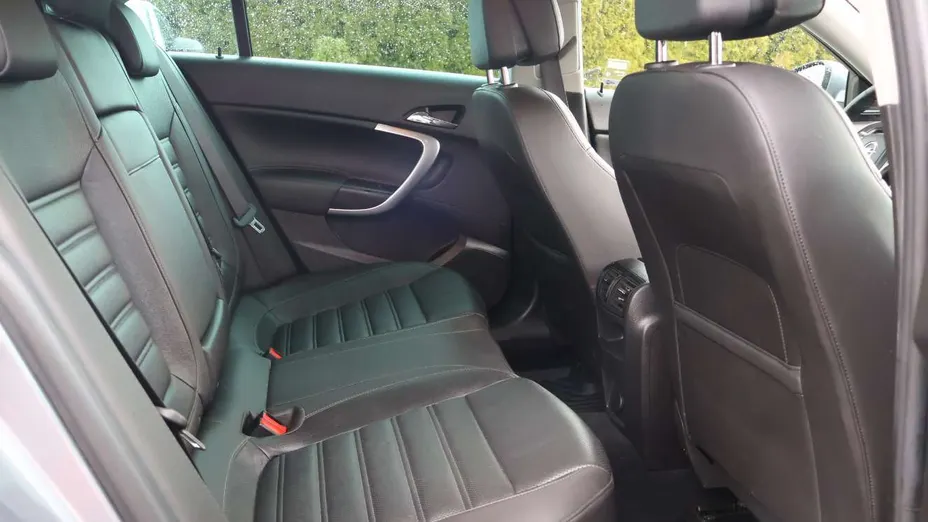 OPEL Insignia -