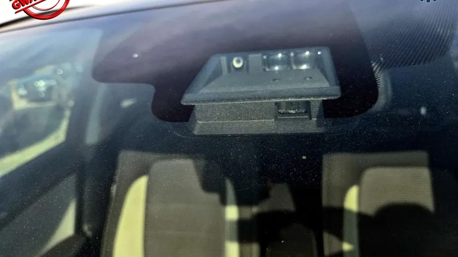 TOYOTA Avensis -